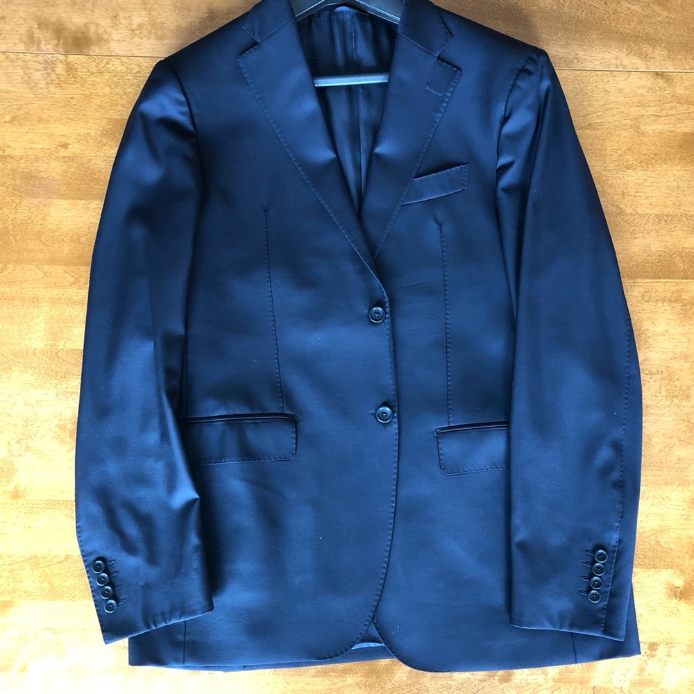 Pape blue suit